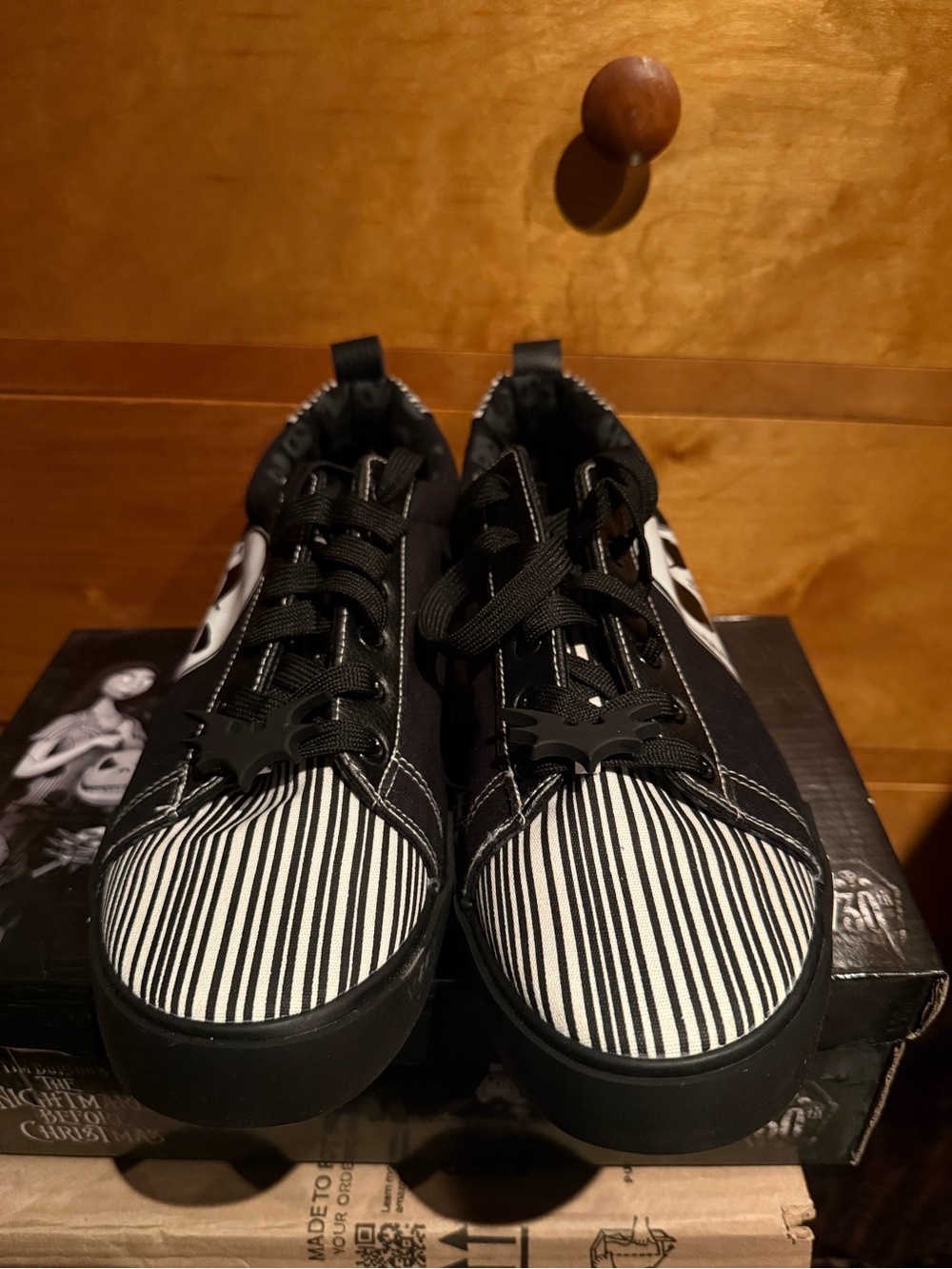 Nightmare Before Christmas Jack Skellington 30th Anniversary Ground Up Shoes - Picture 3 of 6